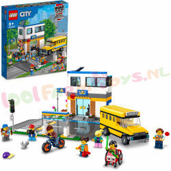LEGO<br>CITY<br>GEVANGENEN<br>TRANSPORT<br>195<br>ST.