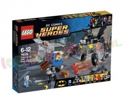 LEGO SUPER HEROES GORILLA GRODD GOES