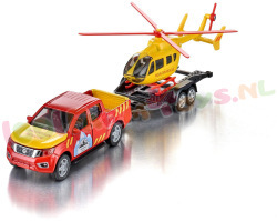 Nissan Navara met Helicopter 1/50