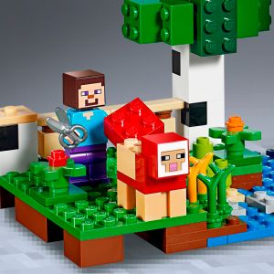 Assets/LEGO_21153_Feature2.jpg
