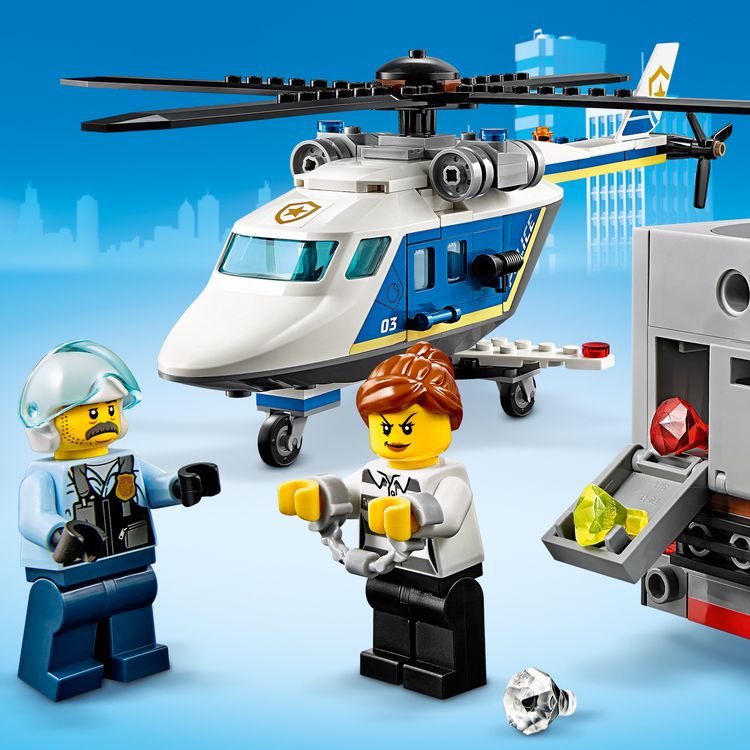 Assets/LEGO_60243_Feature3.jpg