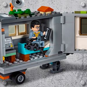 Assets/LEGO_75935_Feature3.jpg